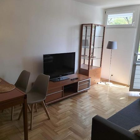 Golden Apartments/City Center/Grzyb 9 Варшава Екстер'єр фото